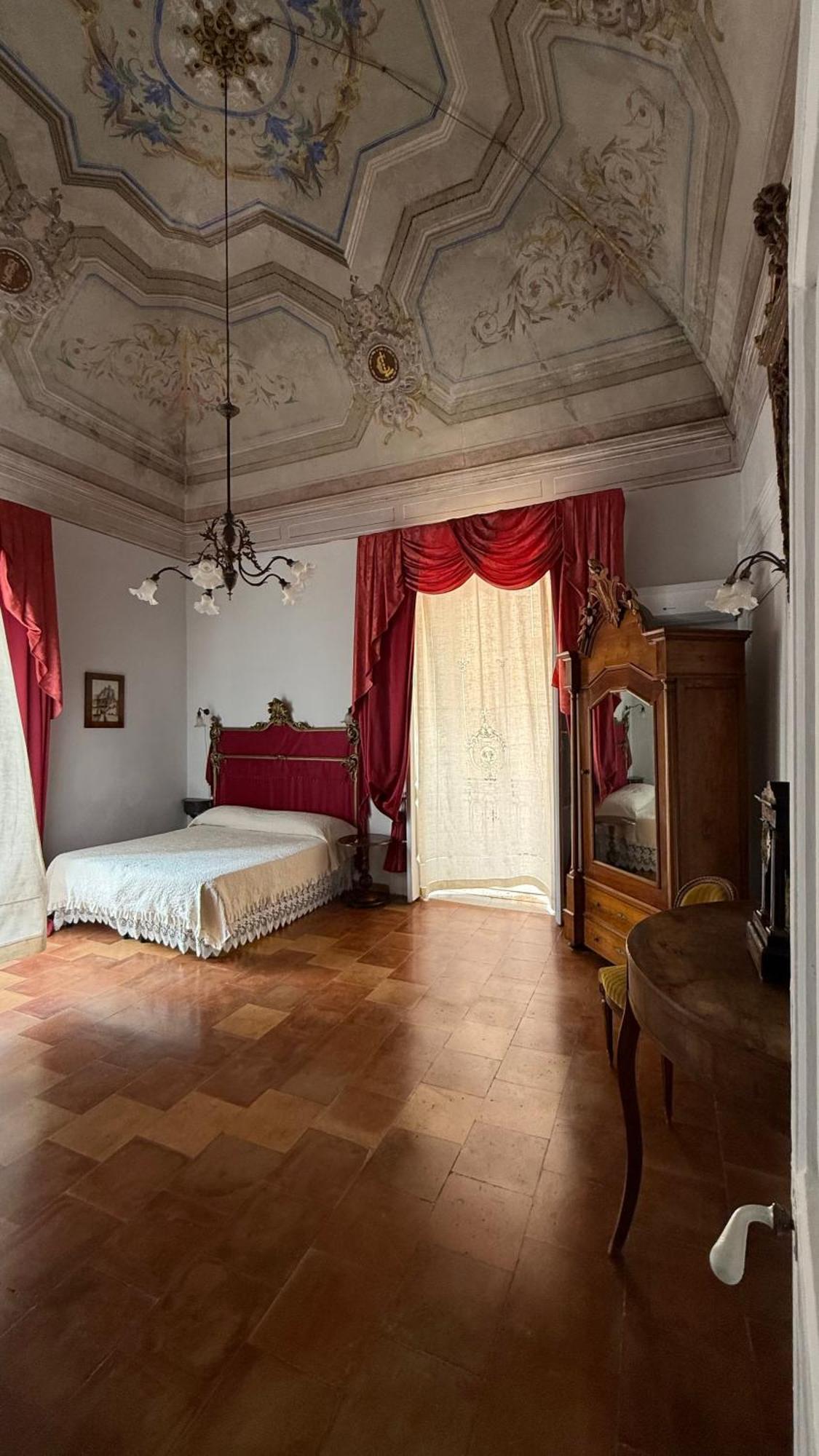 Le Foglie Di Acanto Лучера Экстерьер фото